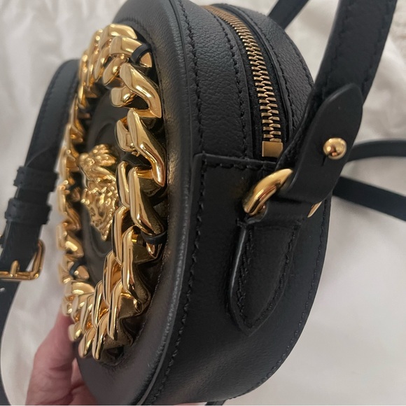 VERSACE - Picture 6 of 11